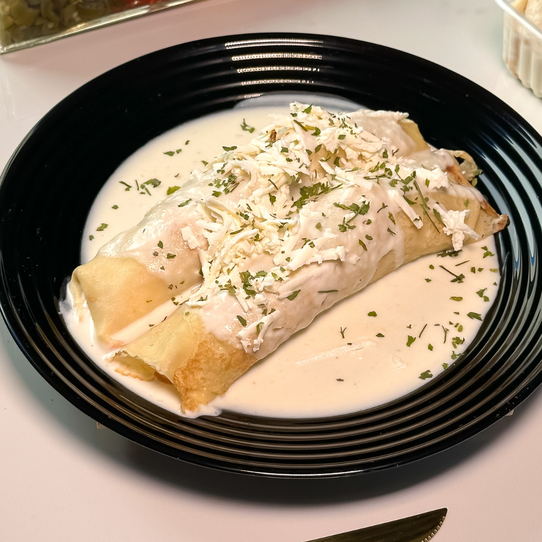 Panqueca de ricota com espinafre e molho branco (300g)
