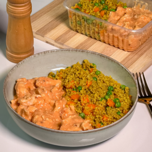 Risoto de quinoa com strogonoff de frango (300g)